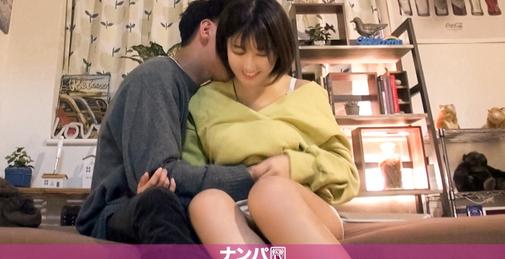  百戦錬磨のナンパ师のヤリ部屋で、连れ込みSEX隠し撮り 235 推定Iカップのとんでもない爆乳女子を部屋に连れ込みSEX盗撮！大きなお尻を掴んでパンパンするとバルンバルンと揺れまくる凄乳に脱帽！もも 23歳 美容师