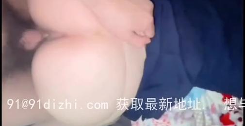 嫩b白丝学妹两部连发学妹用白丝足诱惑我挑逗下部已发